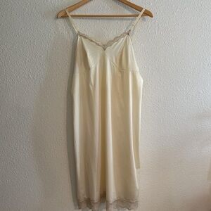 Vintage Vanity Fair Slip Nightgown